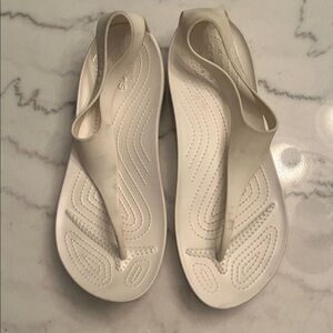 CROCS Women's Cream Sandals